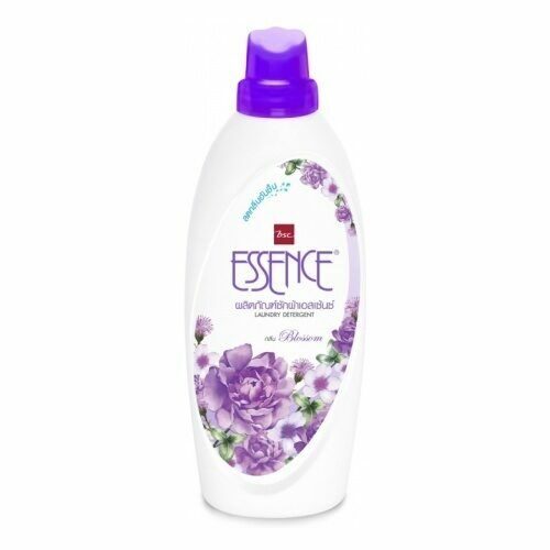 LION Essence Blossom Гель суперконцентрированный для стирки аромат весеннего луга 900 мл